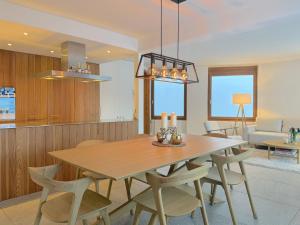 JAMES TASM04 - luxury apartment with lake view downtown Sankt Moritz