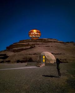 RUM MARS VALLEY BUBBLE lUXURY CAMP