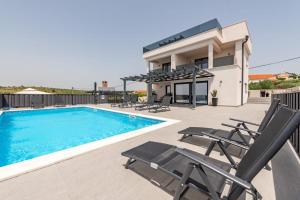 Villa Katarina with pool and jacuzzi