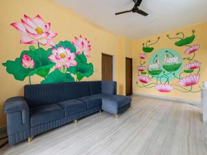 Sunset View 5bhk Villa by DanCenter | Pvt Pool | Udaipur