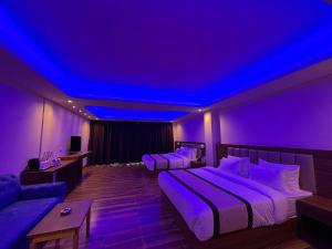 Wisteria Crystal Manor