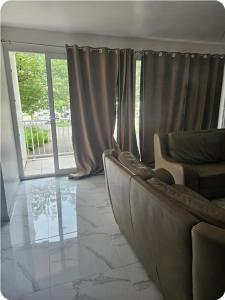 Appartement refait à neuf I 4 chambres à louer individuellement I Business travelers