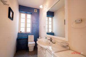 Stunning Holiday Home with Gorgeous Harbour Views