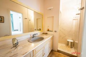 Stunning Holiday Home with Gorgeous Harbour Views