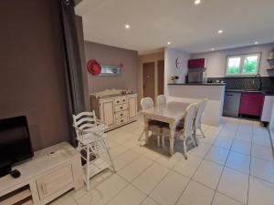 Pavillon 3 chambres dans résidence avec piscine