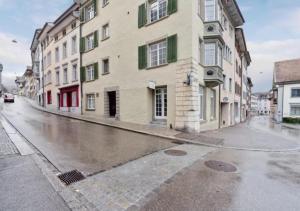 The R Apartment Hemmental