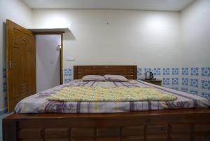 Cashew hut in ECR- A Peaceful Garden Retreat