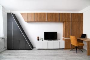 Comfort 18 Real Family Home