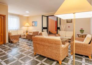 Rina Sea Apartments img3