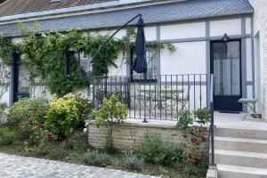 Le Clos de lArmançon - Maisons de charme au bord de la rivière - Classé 4 étoiles