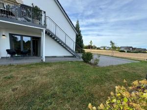 2 Zi Ferienwohnung mit Garten und Terrasse