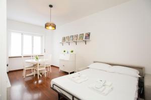 Corvetto Modern Apartment - Steps from M3 Corvetto