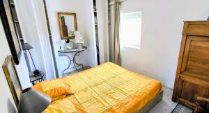 Charme, Halles, 2 lits doubles, balcon