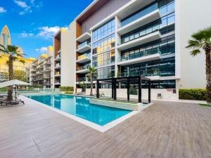 Elegant 3BR with Maids Room City Walk Dubai