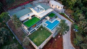 SaffronStays The Stillwater House