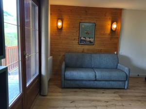 Apartment with pool at the foot of the slopes