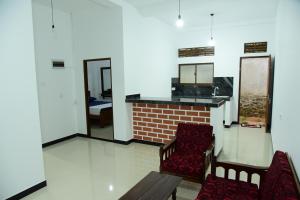 Hiru Two Bedroom Apartment - Hikkaduwa