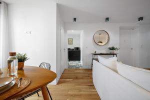 Les Palmiers, quiet and air-conditioned