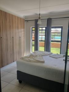 3 Bedroom Apartment The Blyde Crystal Lagoon