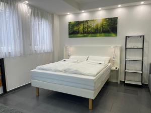 N27 City Stay - Modern Apartment Near Main Station - 24h Self-Check-in
