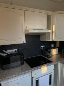 Cozy flat on the water of Leith