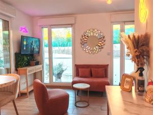 BEL AIR Rooftop Pool SeaView