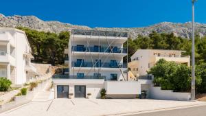 Studio Apartman Mia 1 - Omis by Villas Guide