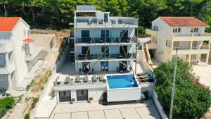 Apartman Mia 2 - Omis by Villas Guide