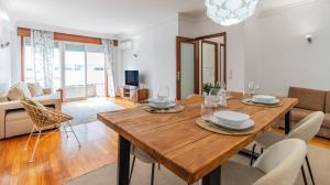 Charmy Rodrigues Lobo Apartments