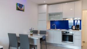 Apartman Mia 4 - Omis by Villas Guide