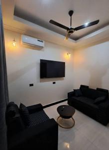 Serengeti space resort