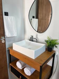 Studio funcional a poucos metros da praia