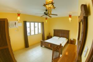 3 Bedroom Property in the Heart of Coron