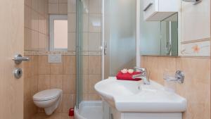 Apartman Erstic 1 - Baska Voda by Villas Guide