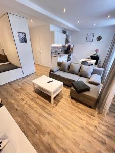 Thermal Riverside Apartment