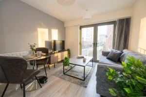 Contemporary 1BED Apartment in Liverpool w Balcony