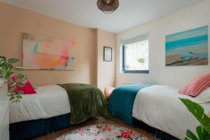 Cosy Harbour Luxe Modern 2BR Sleeps 6