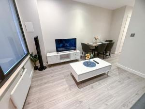 Promo Rate - Elephant & Castle 1BDR Flat near London Bridge, Borough Market & The Shard by NourNest Apartments