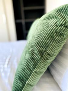 5 Bedrooms House Near Central Milton Keynes