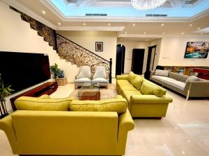 Risephoenix Japanese Luxury Capsule Villa - Dubai