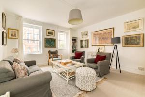 Well-Located 2-Bedroom Flat in Chelsea