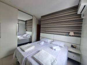 Apto 2Q reformado e ventilado