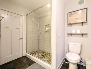 Walk to Uptown, BofA Stadium, beautiful neighborhood