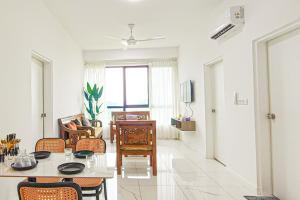 Cozy Loft at Cubic Botanical KL by HCK