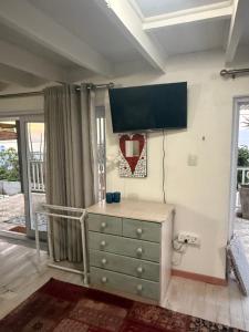 Bonito for two Self-cater