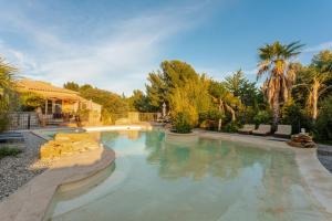 Les Cyprès - Le Mas des Bouteillans