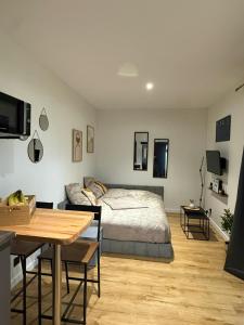 Studio paisible sous un Pin près de Disneyland