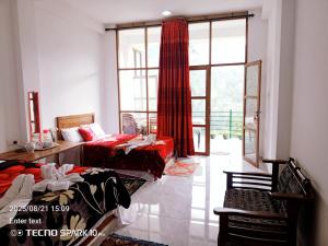 Hilltop Panorama Ohiya