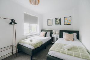 The Bay Hideaway Free Parking, Contractor&Holiday