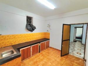 Blue Waves Guest House